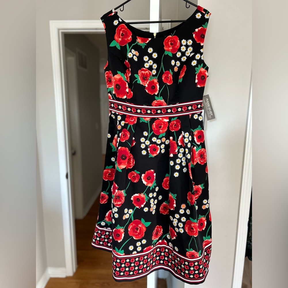 Black Dress in Printed Pattern